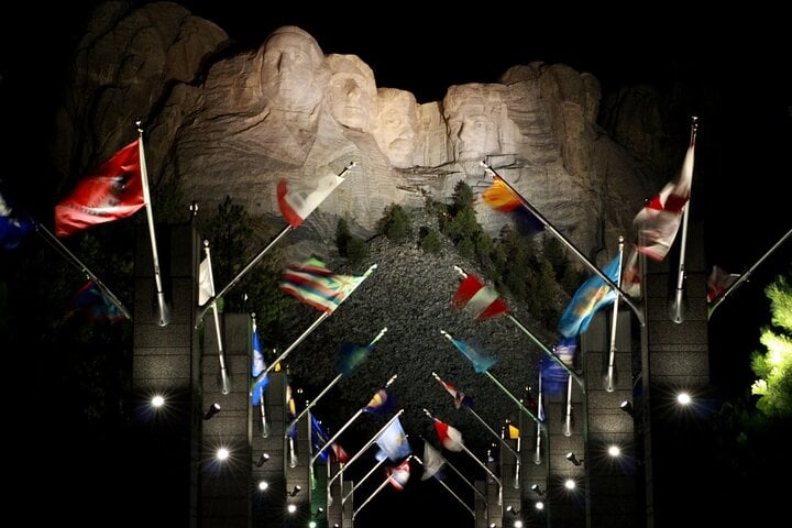 discover how mount rushmore was carved: a fascinating journey