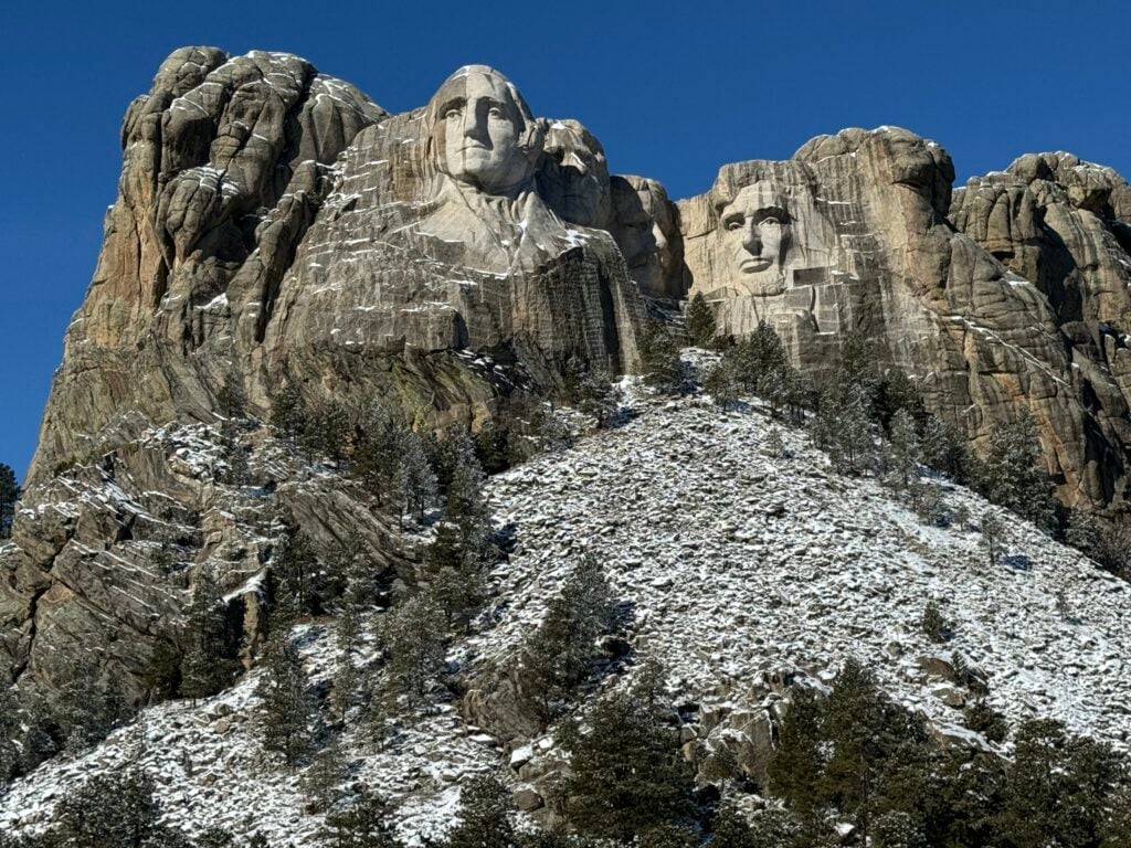 building mount rushmore 