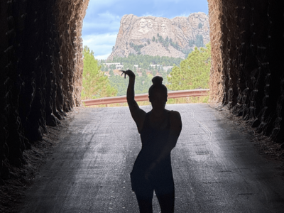 mount rushmore tour at doane robinson tunnel