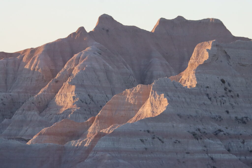 Badlands Travel Tips: Essential &Amp; Effortless Safety Guide 65 best sunrise locations in south dakota