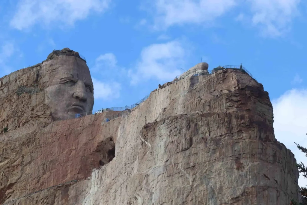 crazy horse monument