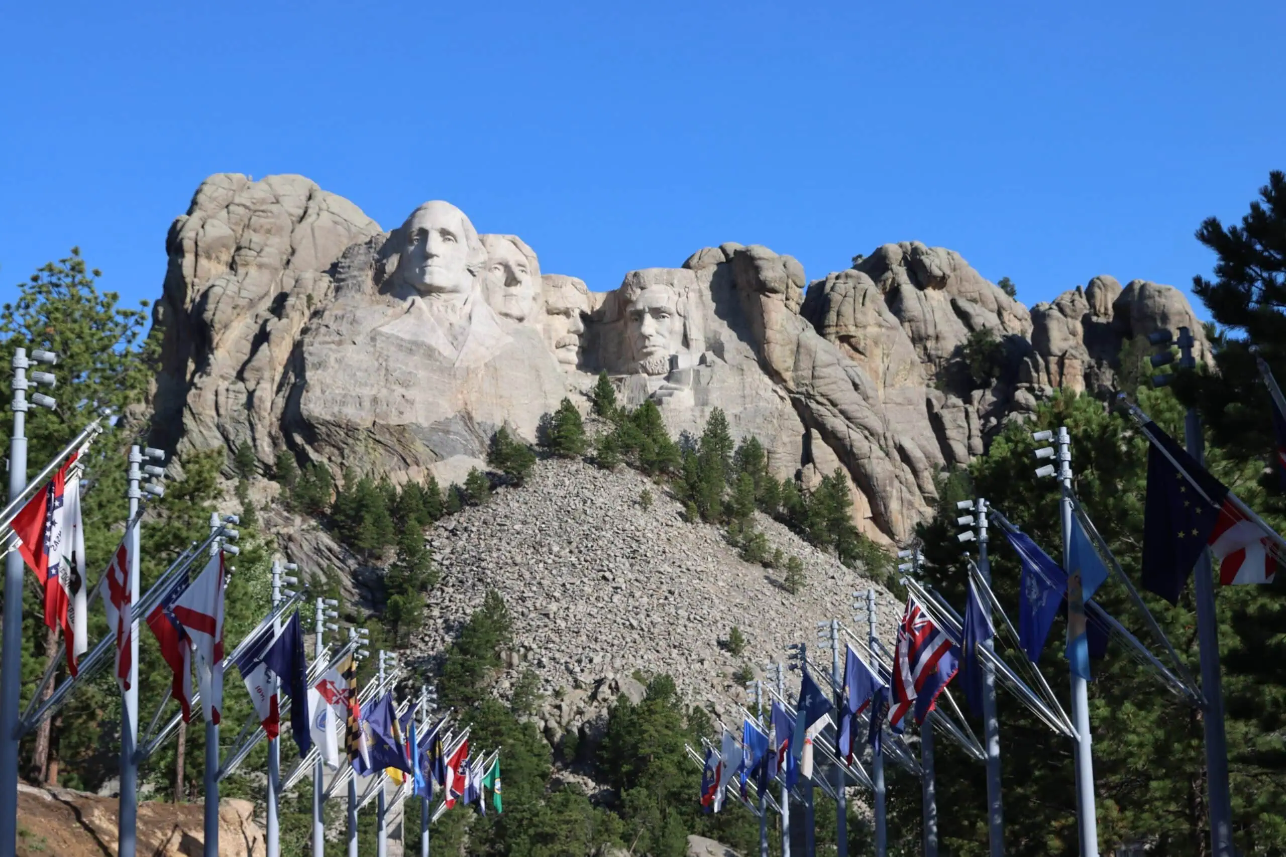 mount rushmore memorial